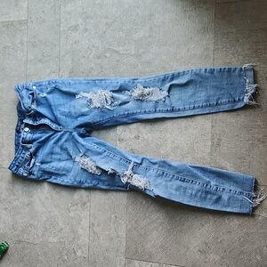 Judy blue distressed skinny jeans